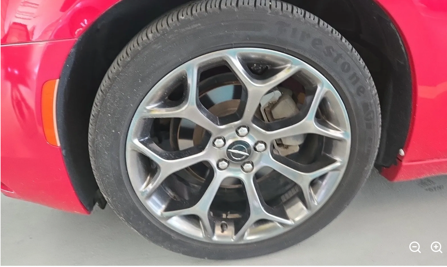 Used 2015 Chrysler 300 S RWD image 6