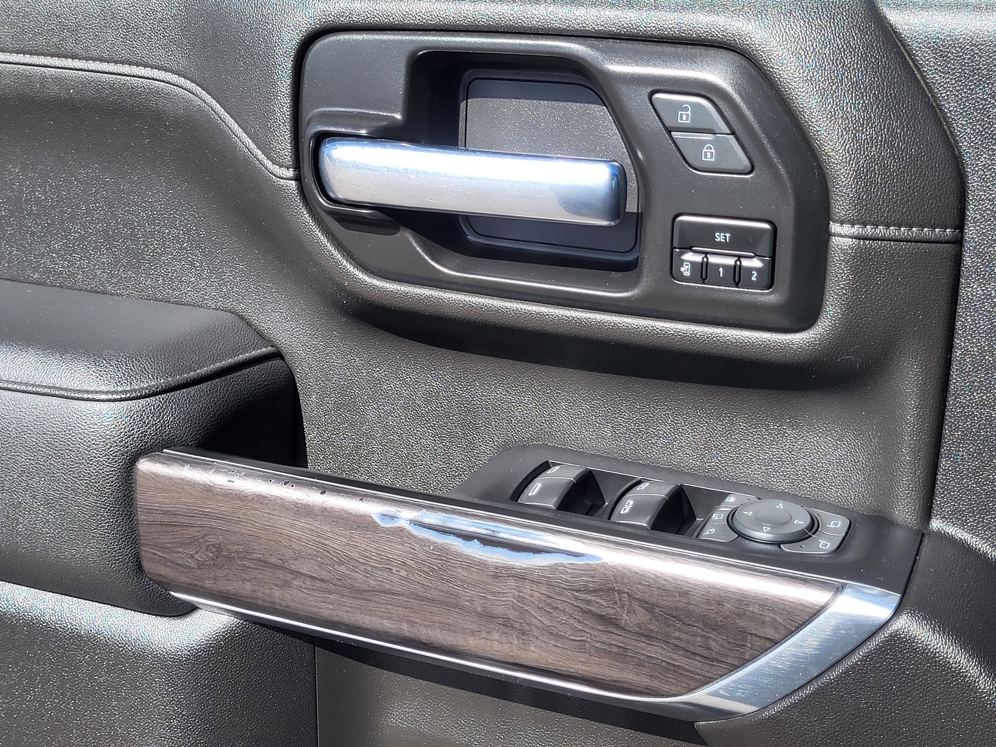 Used 2022 Chevrolet Silverado 2500 LTZ w/ LTZ Plus Package image 20