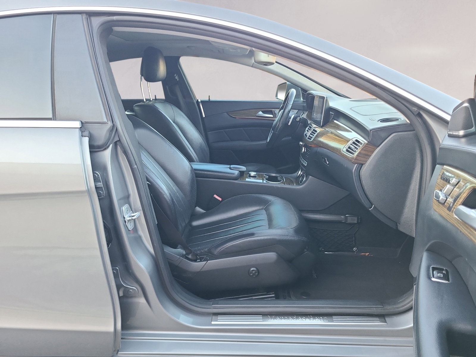 Used 2015 Mercedes-Benz CLS 400 image 25