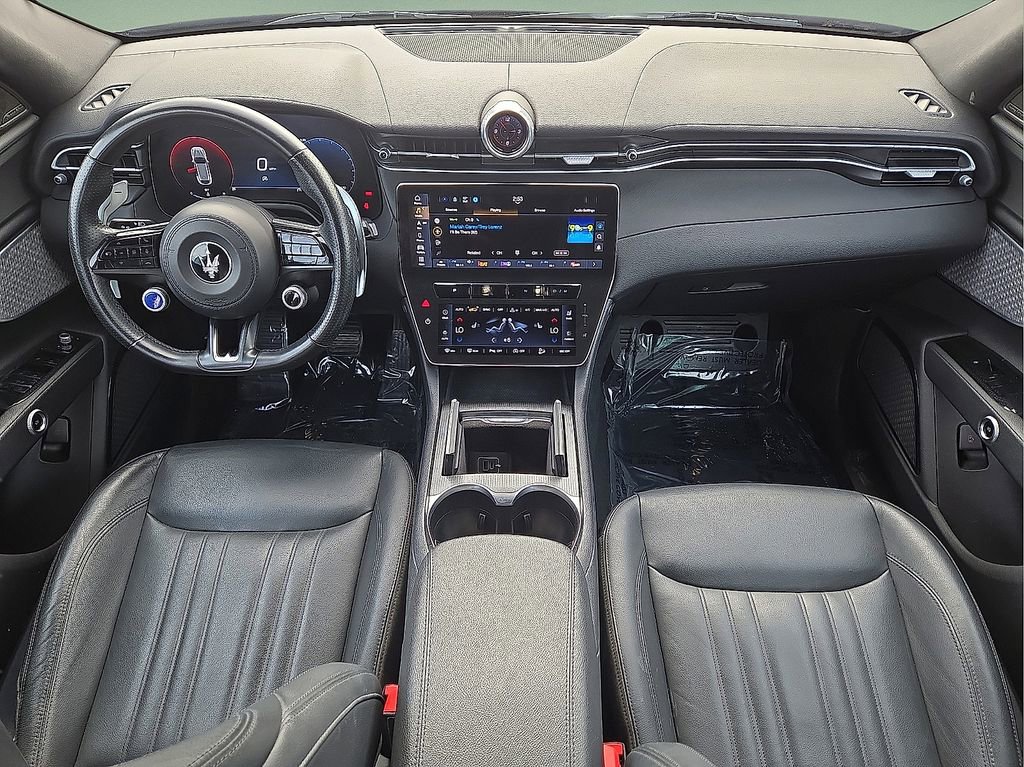 Used 2024 Maserati Grecale GT image 19