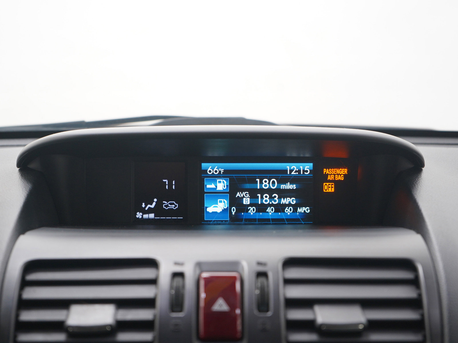 Used 2015 Subaru Forester 2.5i Limited image 18