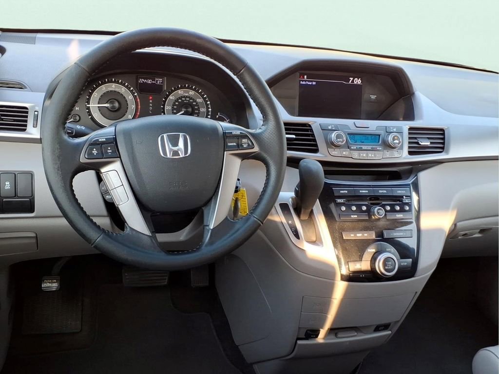 Used 2013 Honda Odyssey EX-L image 17