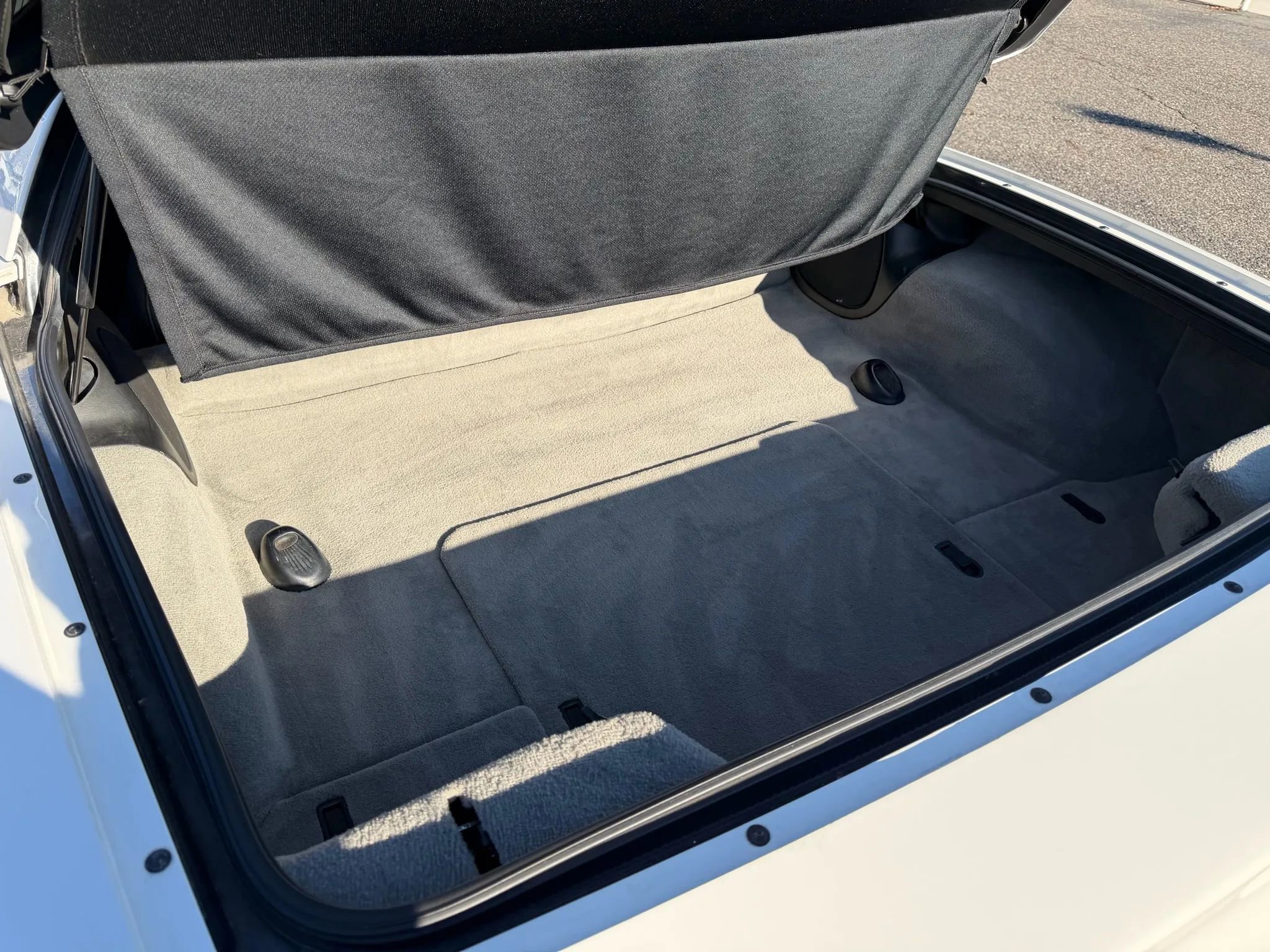 Used 2003 Chevrolet Corvette Coupe w/ Preferred Equipment Group image 34