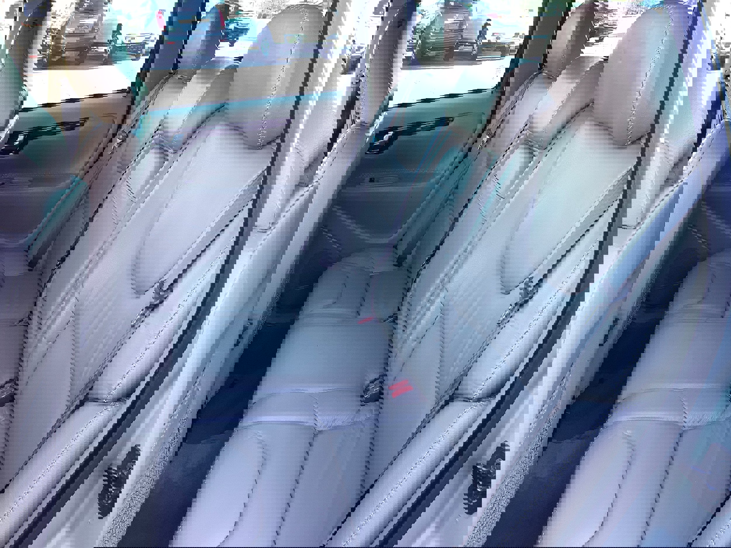 Used 2004 Volvo XC70 image 12