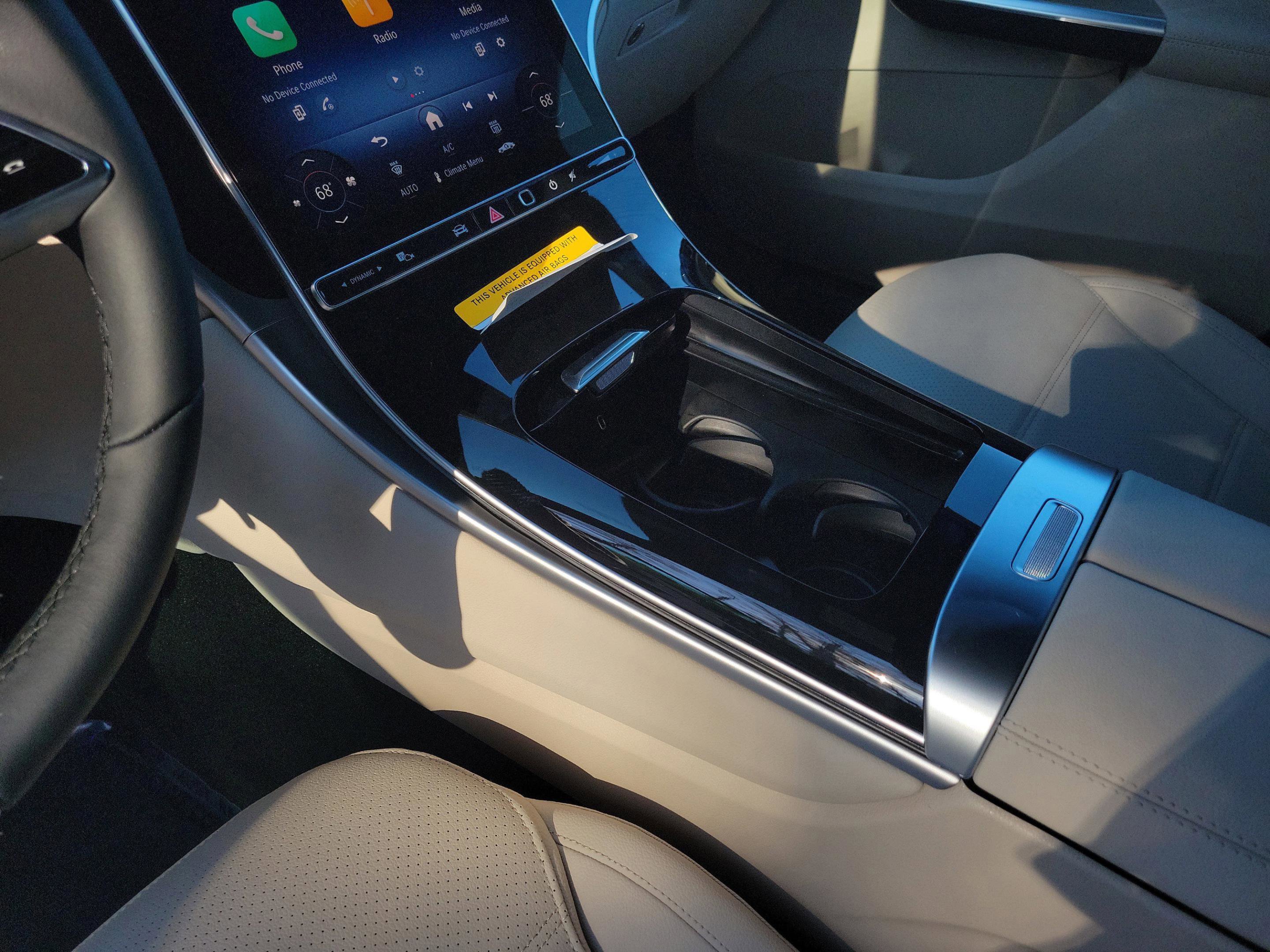 Certified 2026 Mercedes-Benz GLC 300 image 27