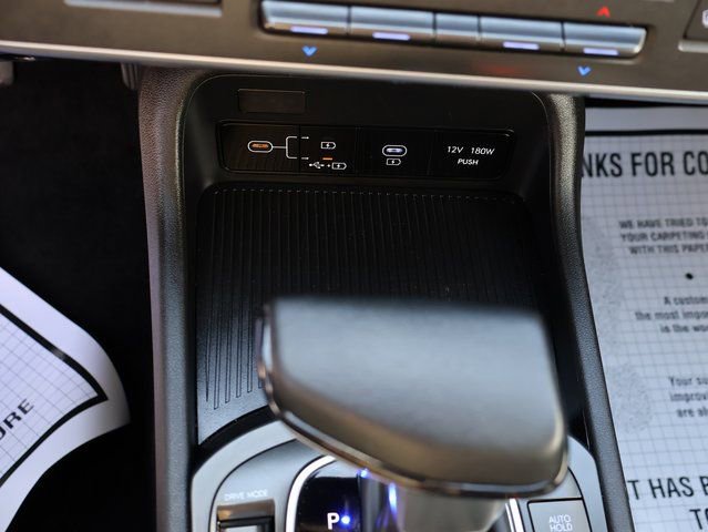 Used 2025 Hyundai Kona SEL image 30