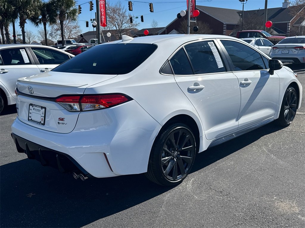 New 2026 Toyota Corolla SE image 3