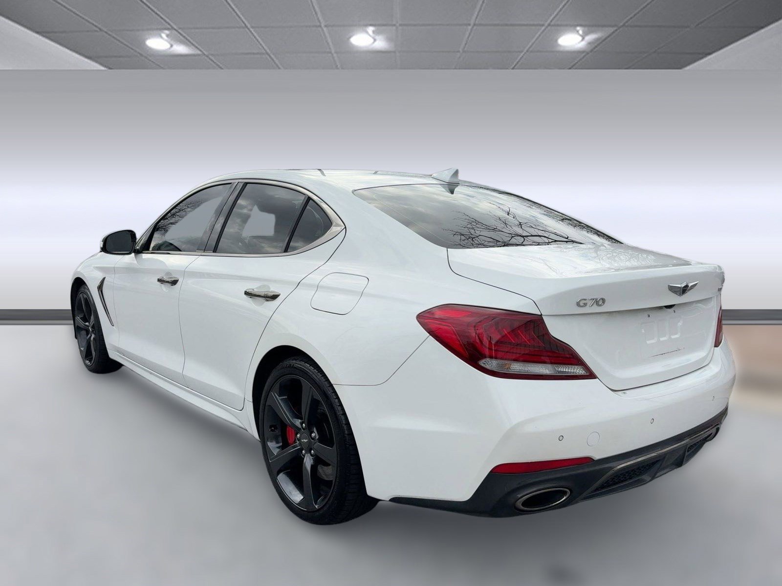 Used 2021 Genesis G70 3.3T w/ Sport Package image 3