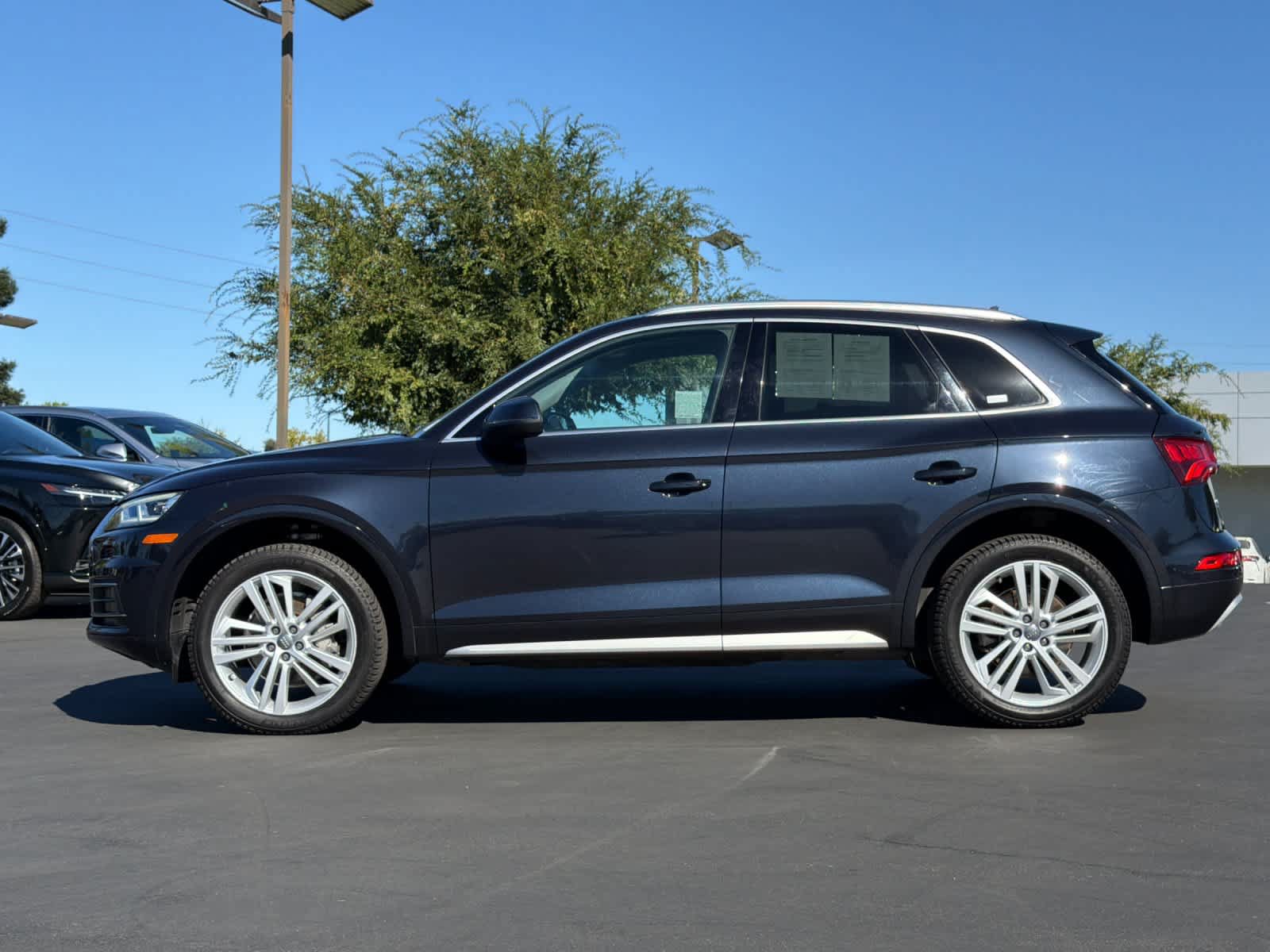 Used 2018 Audi Q5 2.0T Premium Plus w/ Premium Plus Package AWD/4WD image 9