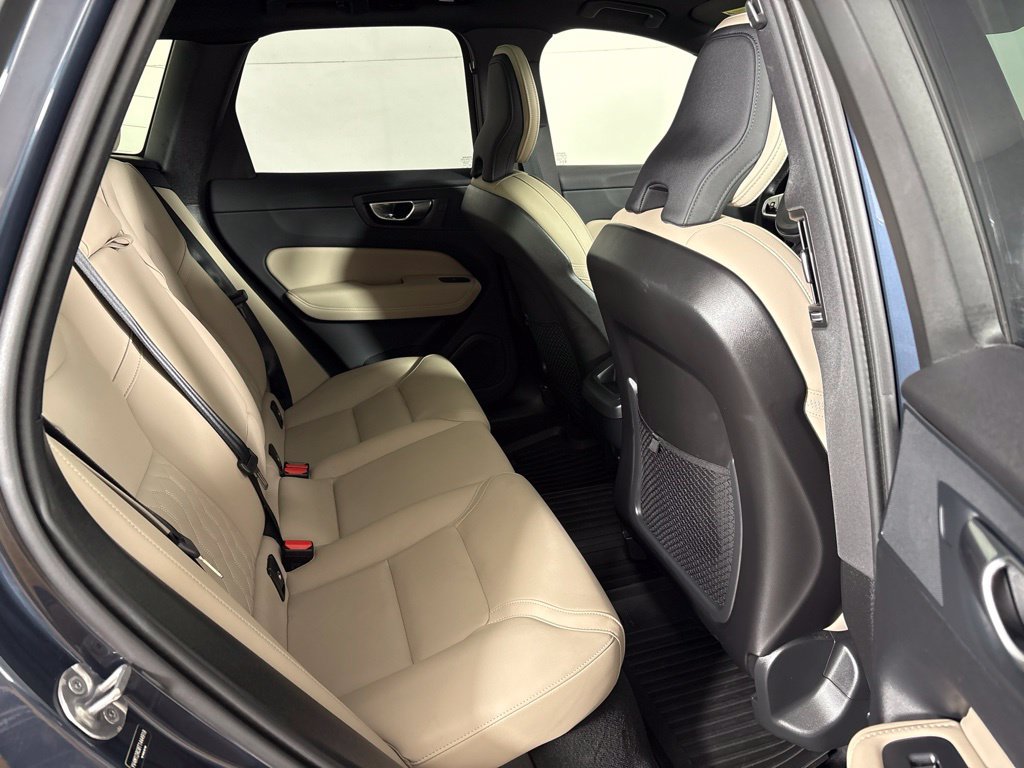Used 2026 Volvo XC60 B5 Plus AWD/4WD image 20
