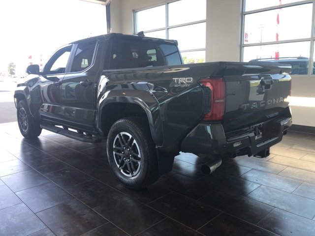 Used 2024 Toyota Tacoma TRD Sport image 4