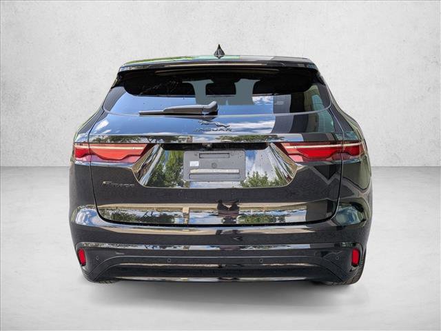 Used 2023 Jaguar F-PACE S image 7