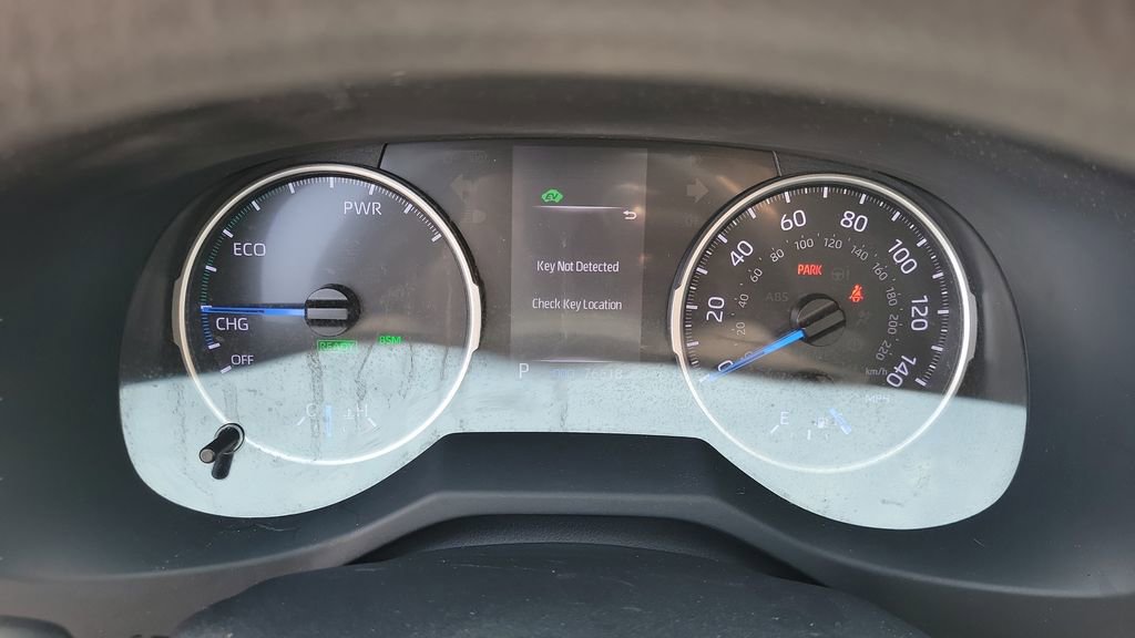 Used 2020 Toyota RAV4 XLE AWD/4WD image 22