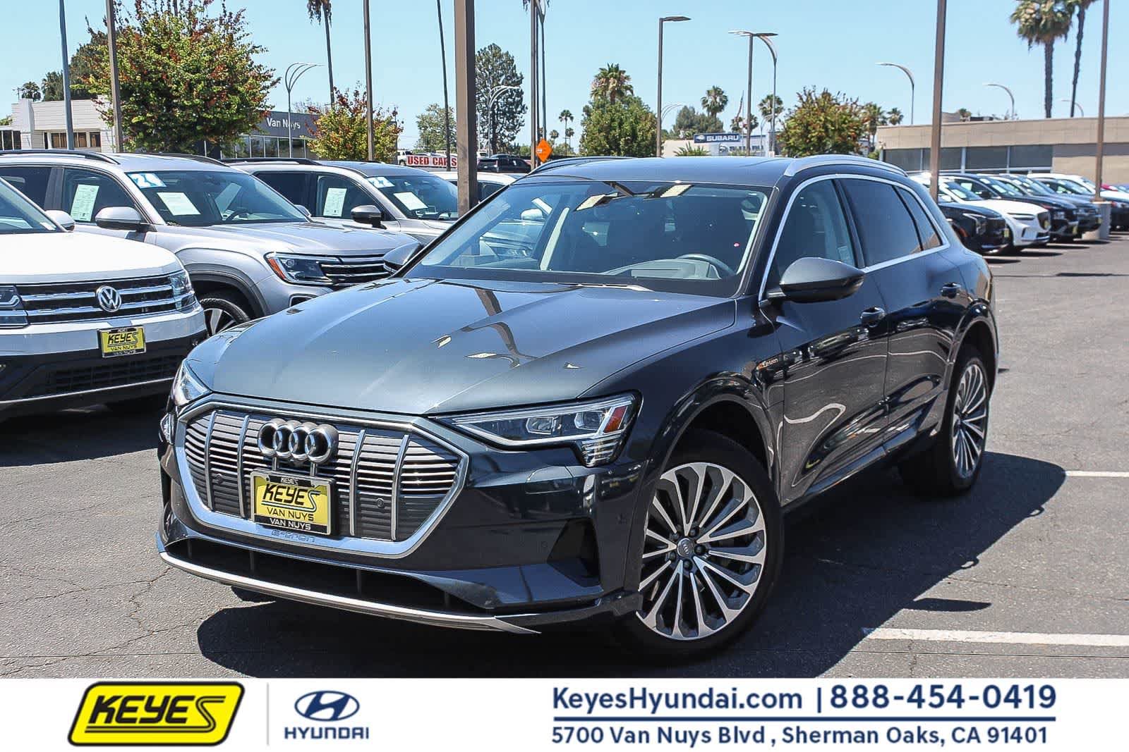 Used 2019 Audi e-tron Prestige w/ Prestige Package