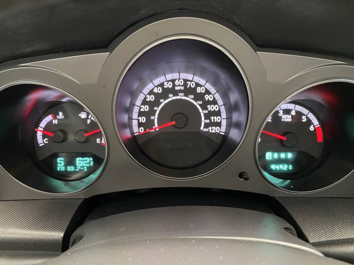 Used 2010 Dodge Avenger R/T w/ Premium Convenience Group FWD image 15