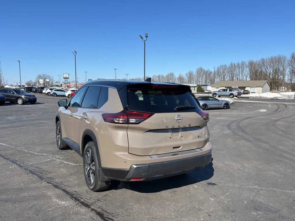 Used 2025 Nissan Rogue SL w/ SL Premium Package image 6