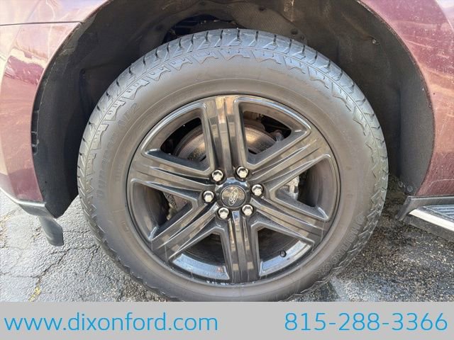 Used 2020 Ford Expedition XLT w/ Equipment Group 202A AWD/4WD image 12