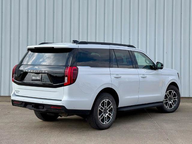 Certified 2025 Ford Expedition Active AWD/4WD image 6