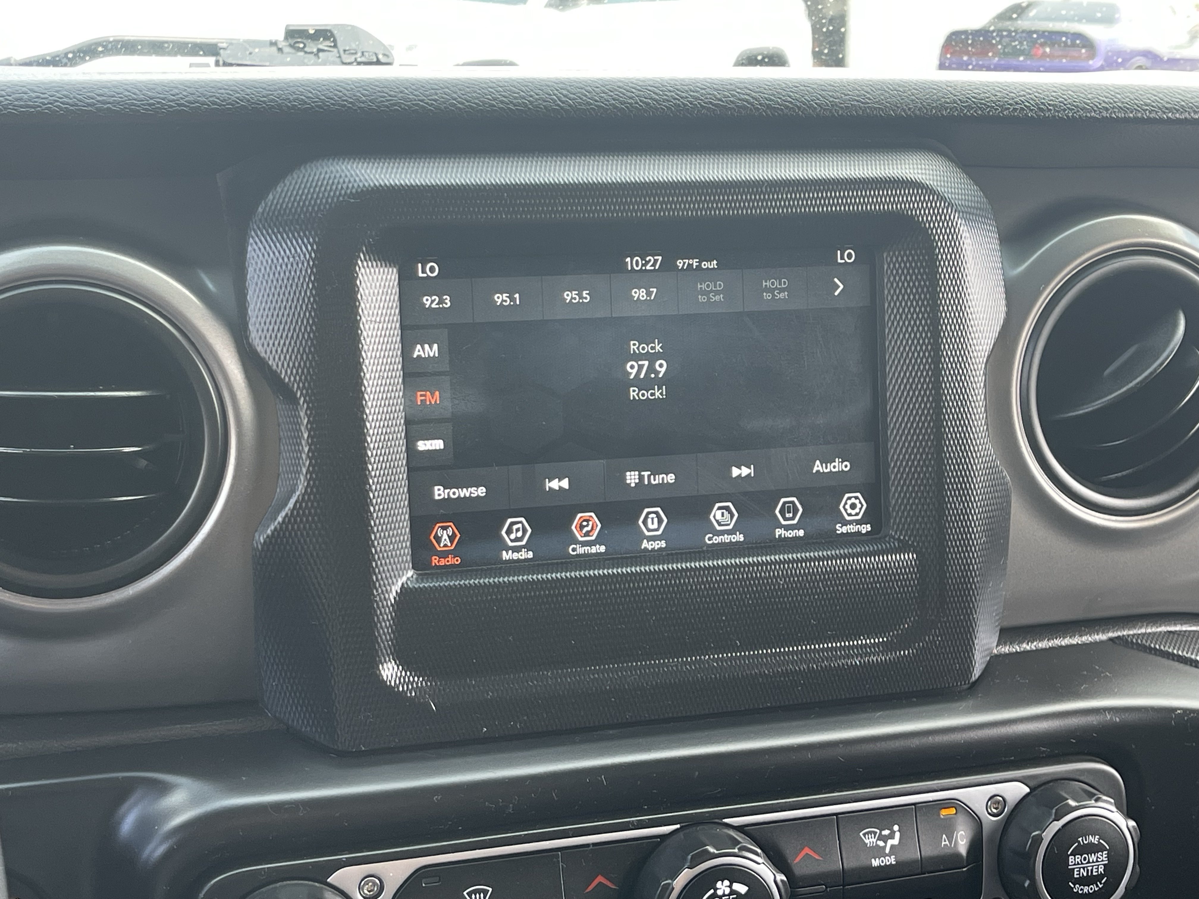 Certified 2023 Jeep Wrangler Sport AWD/4WD image 22