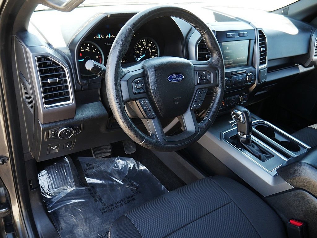 Used 2015 Ford F150 XLT w/ Equipment Group 302A Luxury AWD/4WD image 12