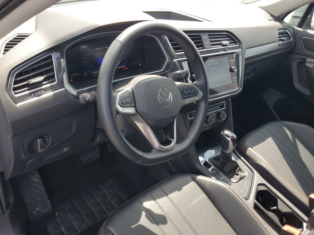 Used 2024 Volkswagen Tiguan Wolfsburg Edition FWD image 12