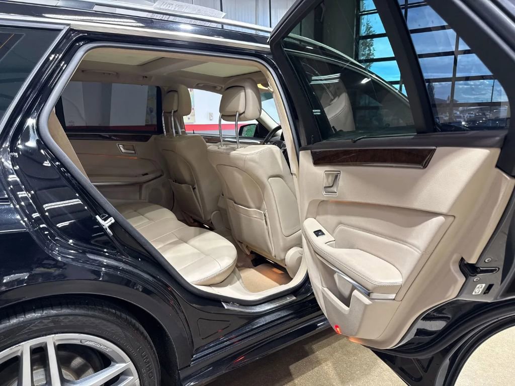 Used 2014 Mercedes-Benz E 350 4MATIC Wagon image 20