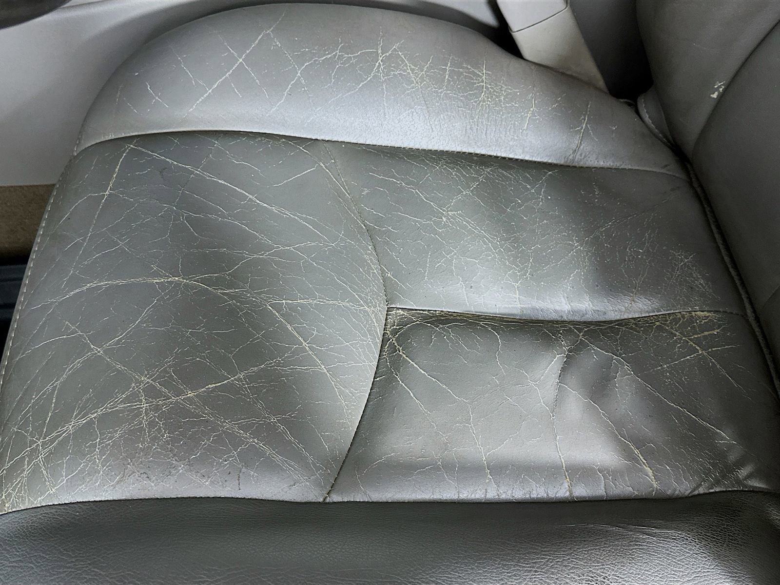 Used 2006 Chevrolet Silverado 2500 LT w/ Heavy-Duty Power Package image 19