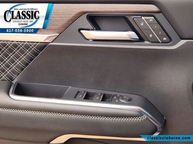 Used 2025 GMC Acadia Denali w/ LPO, Floor Liner Package image 23