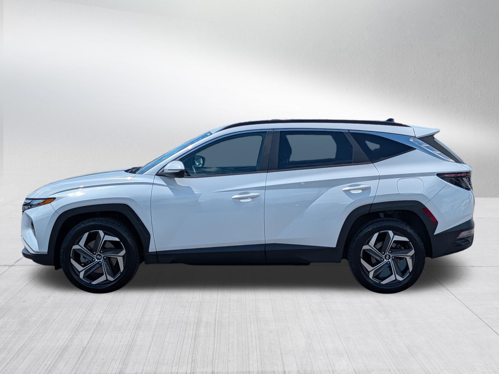 Used 2022 Hyundai Tucson SEL w/ Convenience Package AWD/4WD image 4