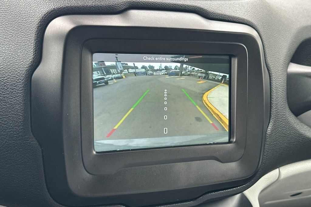 Used 2021 Jeep Renegade Latitude image 22