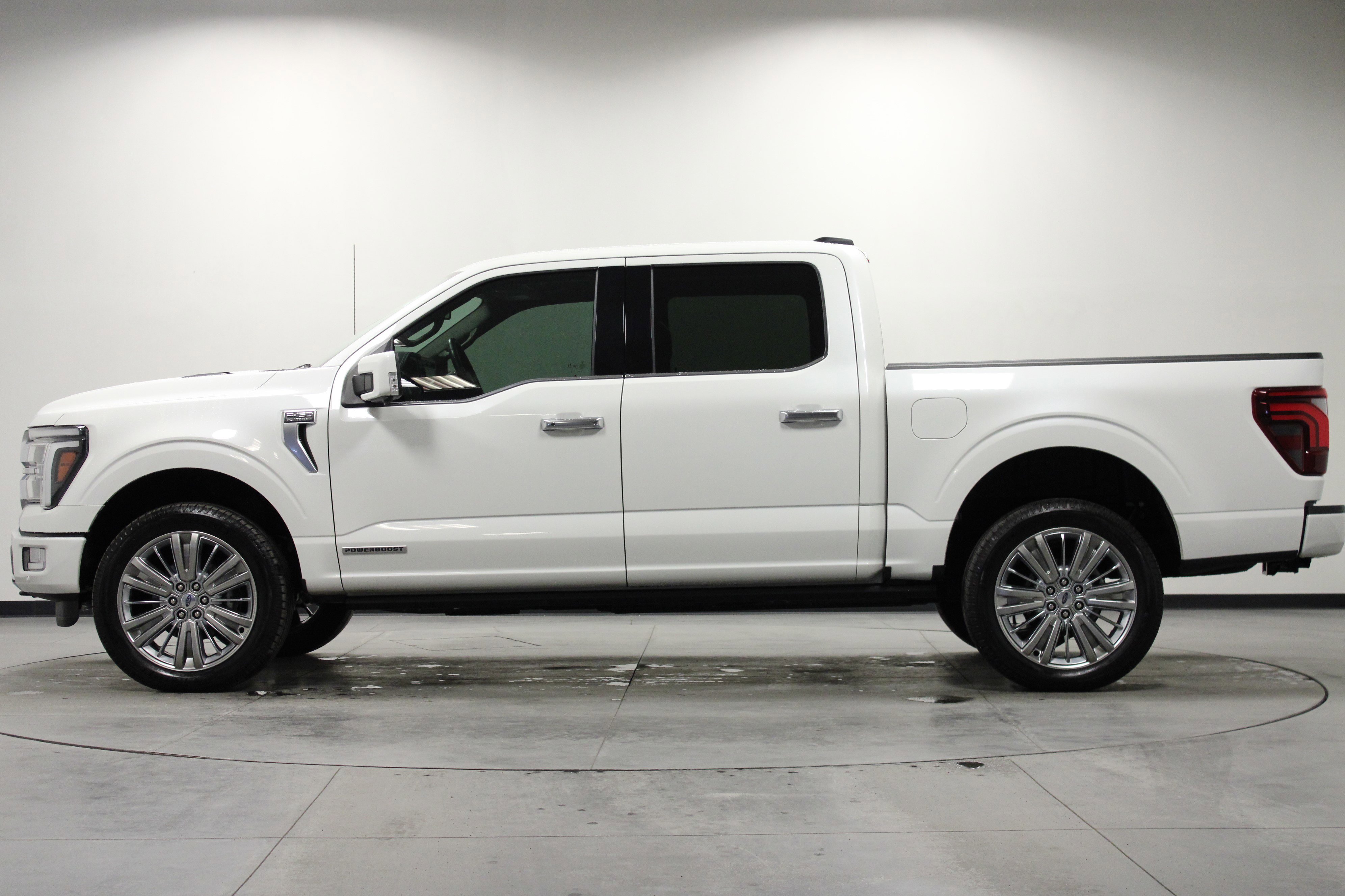 Used 2025 Ford F150 Platinum w/ Equipment Group 703A Plus AWD/4WD image 7
