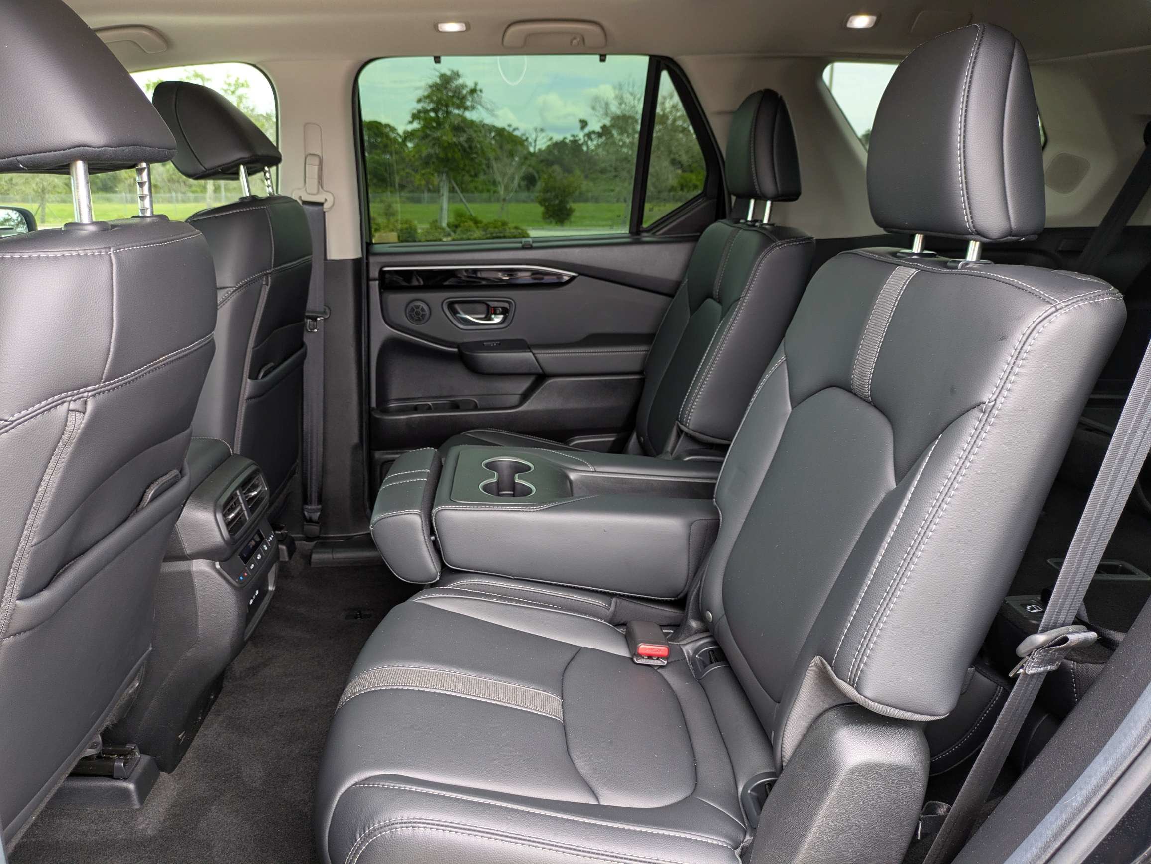 Used 2025 Honda Pilot Touring image 18