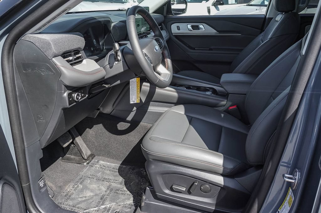 New 2026 Ford Explorer Active w/ Active Comfort Package RWD image 17