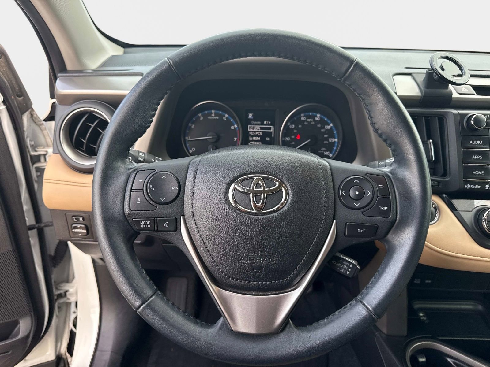 Used 2018 Toyota RAV4 XLE FWD image 26