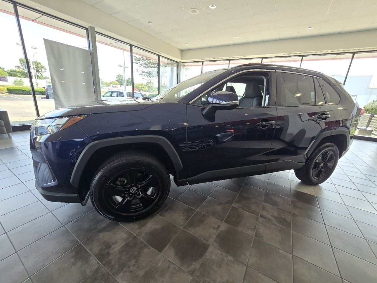 Used 2024 Toyota RAV4 XLE AWD/4WD image 11