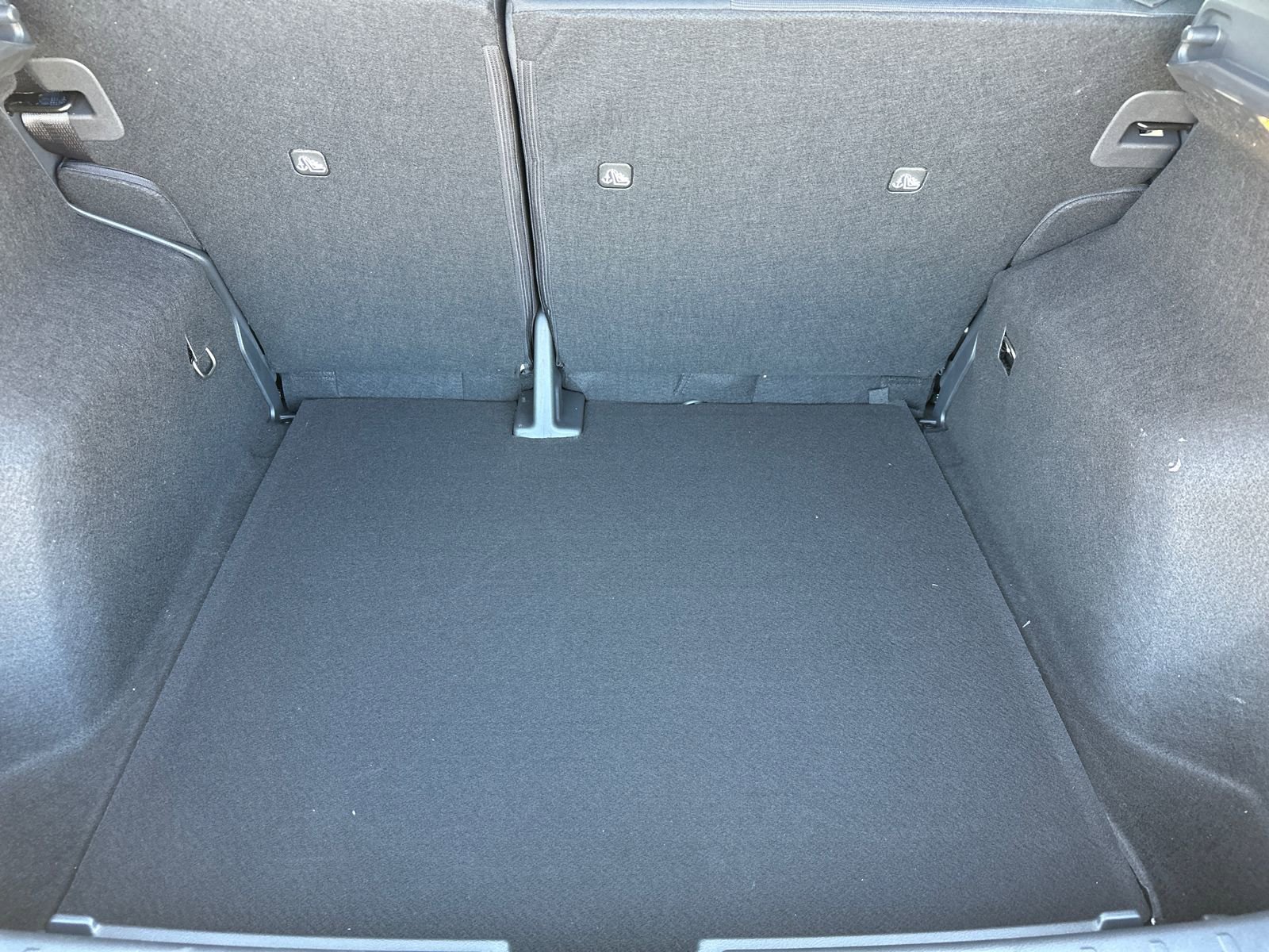 New 2026 Nissan Kicks S w/ Charging Package image 18