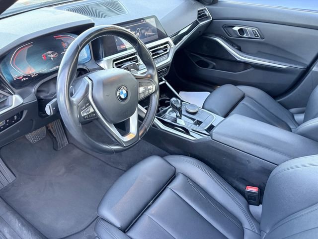Used 2019 BMW 330i Sedan w/ Convenience Package RWD image 5