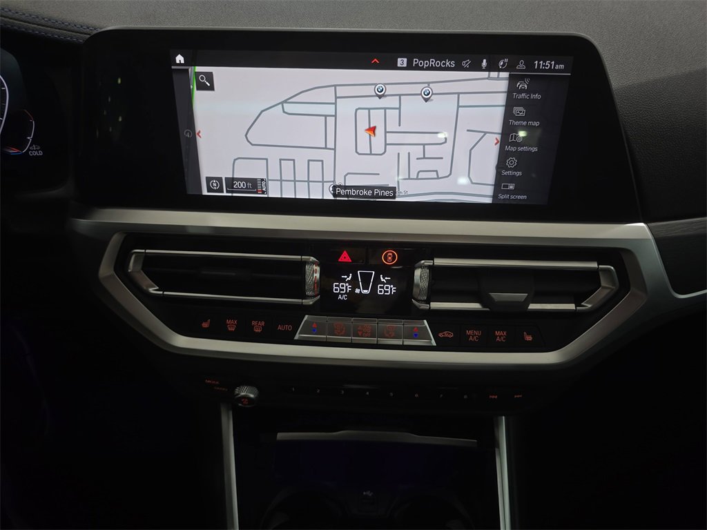 Used 2022 BMW 330i Sedan w/ M Sport Package image 17