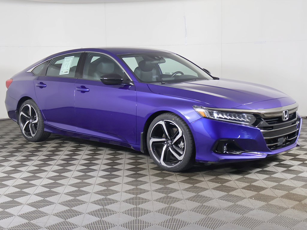 Used 2022 Honda Accord Sport image 2