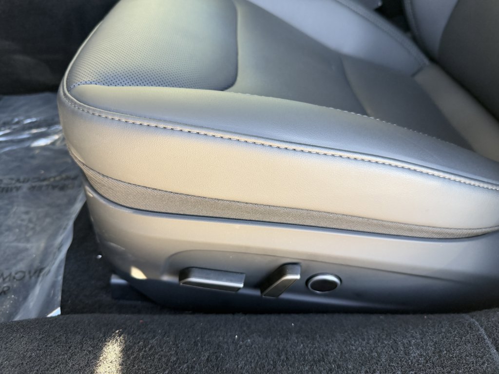 Used 2025 Tesla Model 3 image 35