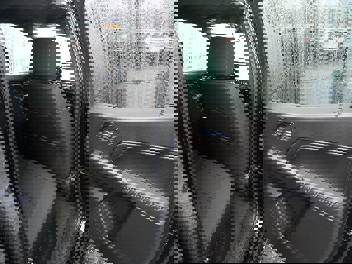 Used 2023 Chevrolet Colorado LT w/ LT Convenience Package image 29