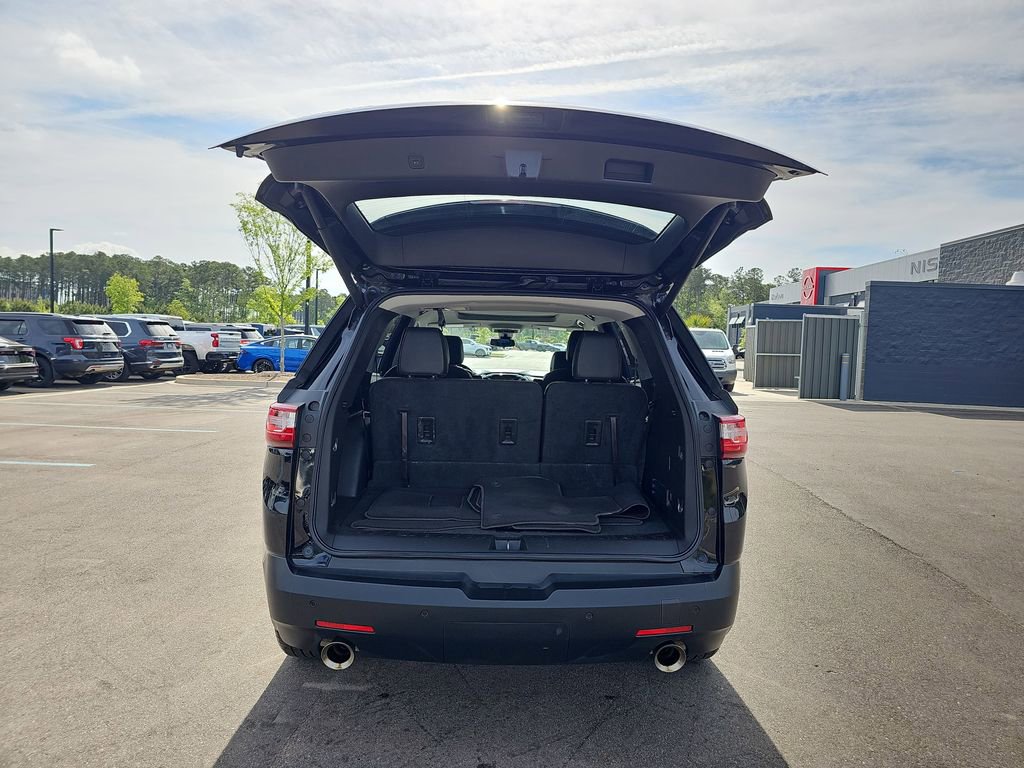 Used 2019 Chevrolet Traverse LT w/ LT Premium Package image 17