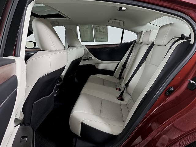 Used 2025 Lexus ES 350 w/ Premium Package image 11