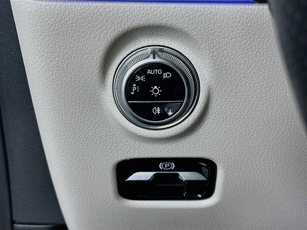 Certified 2025 Mercedes-Benz CLE 53 AMG 4MATIC Cabriolet image 10
