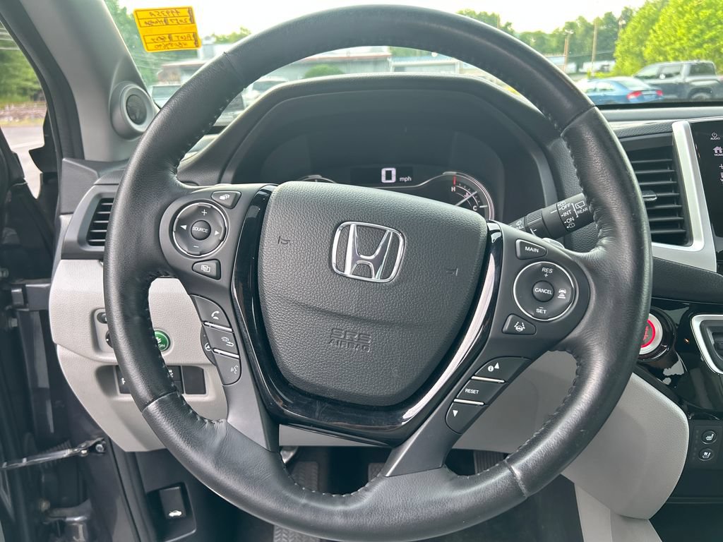 Used 2017 Honda Pilot Elite image 22