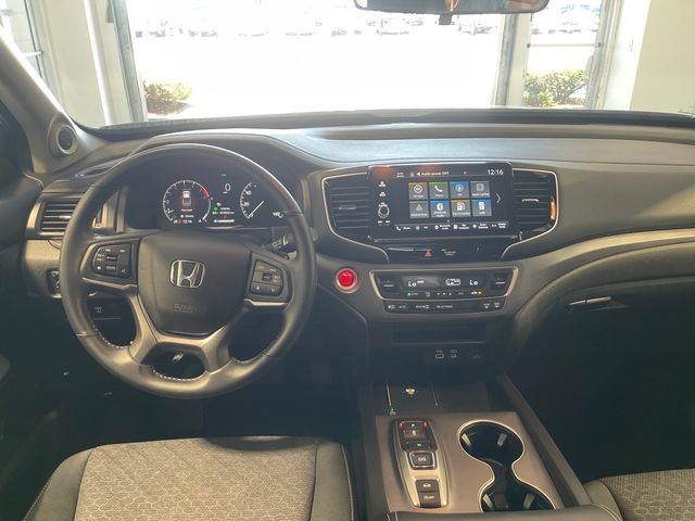 Certified 2025 Honda Ridgeline Sport image 18
