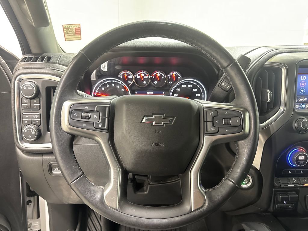 Used 2020 Chevrolet Silverado 1500 LT Trail Boss AWD/4WD image 38