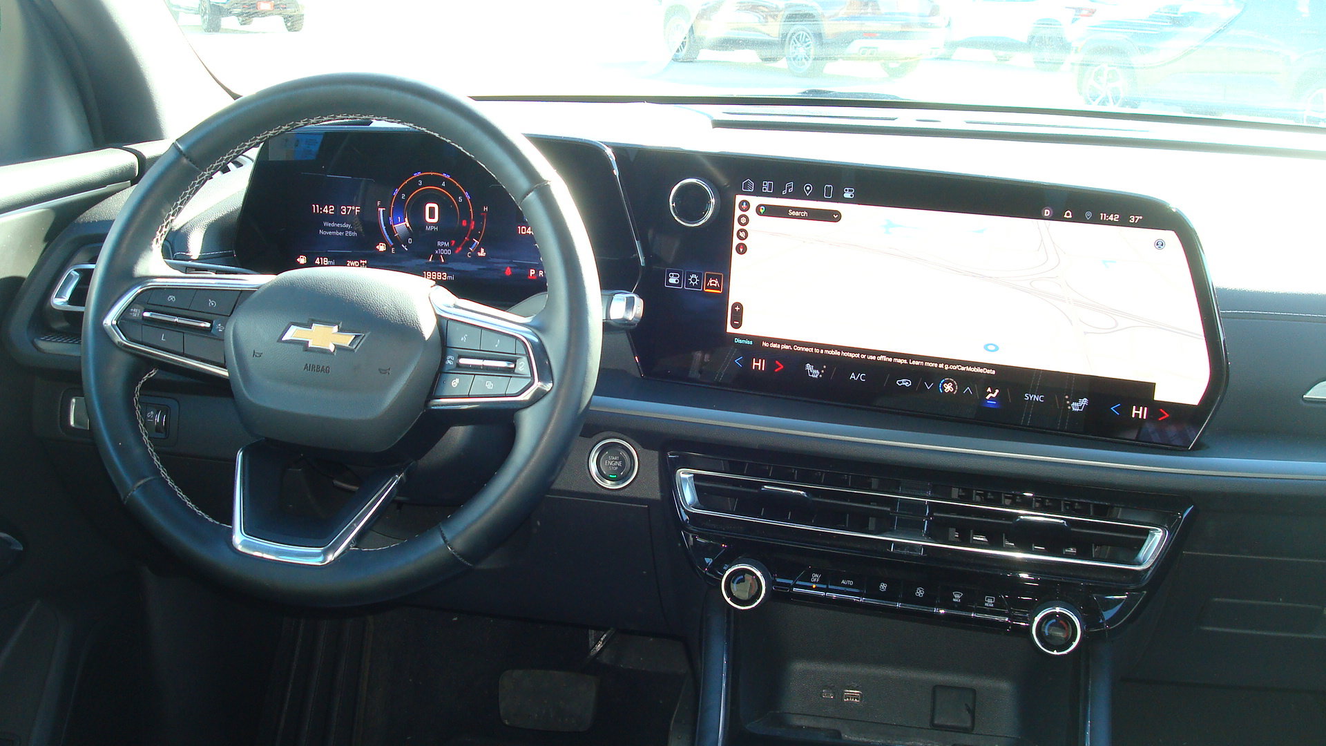 Used 2025 Chevrolet Traverse LT AWD/4WD image 10