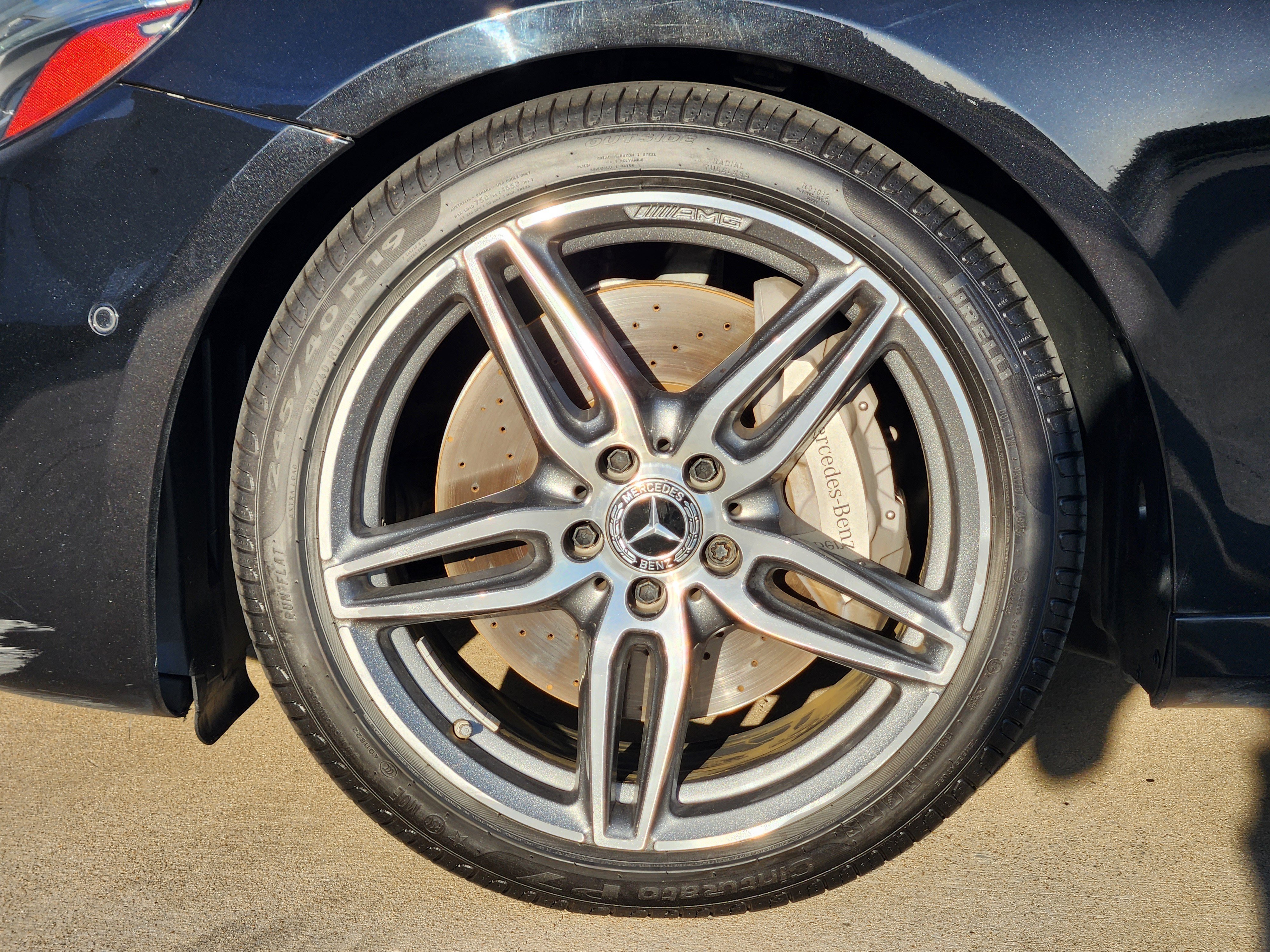 Used 2018 Mercedes-Benz E 300 image 9
