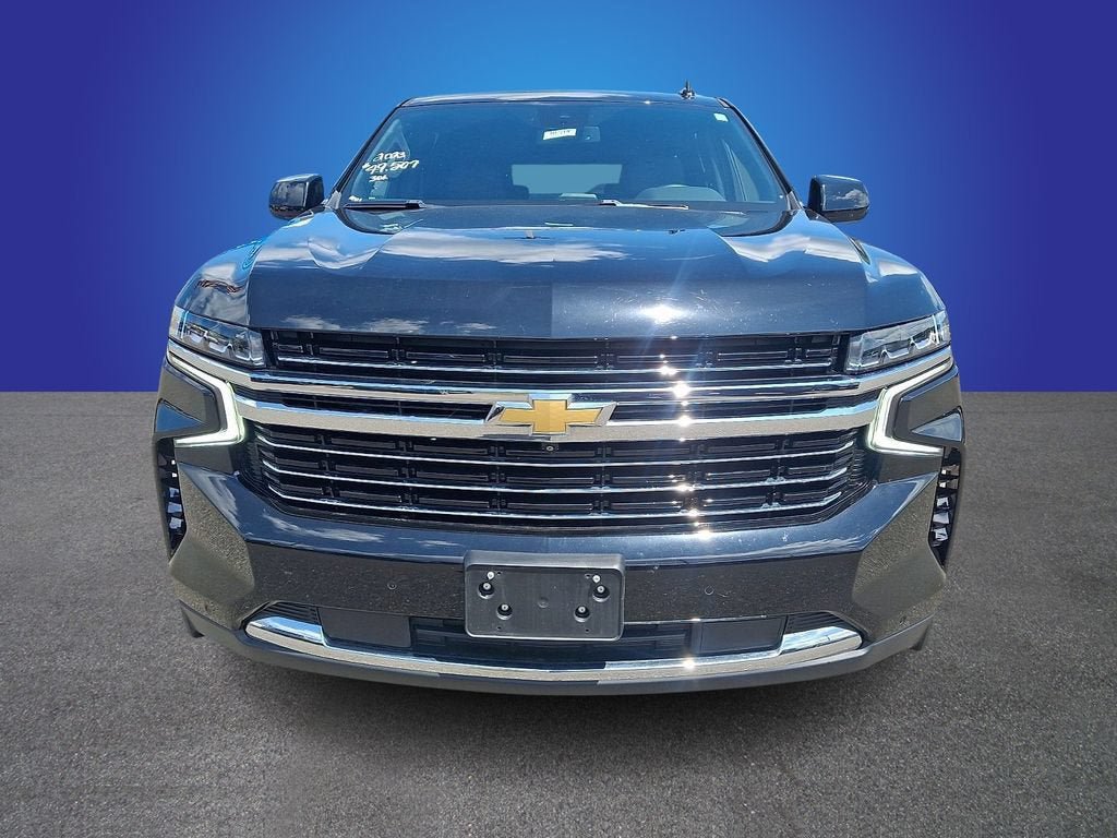 Used 2023 Chevrolet Tahoe LT w/ Luxury Package AWD/4WD image 2